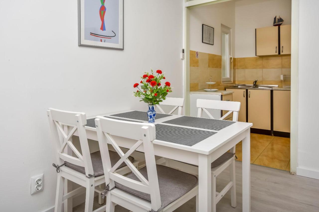Apartments Matas ロゴズニッツァ エクステリア 写真